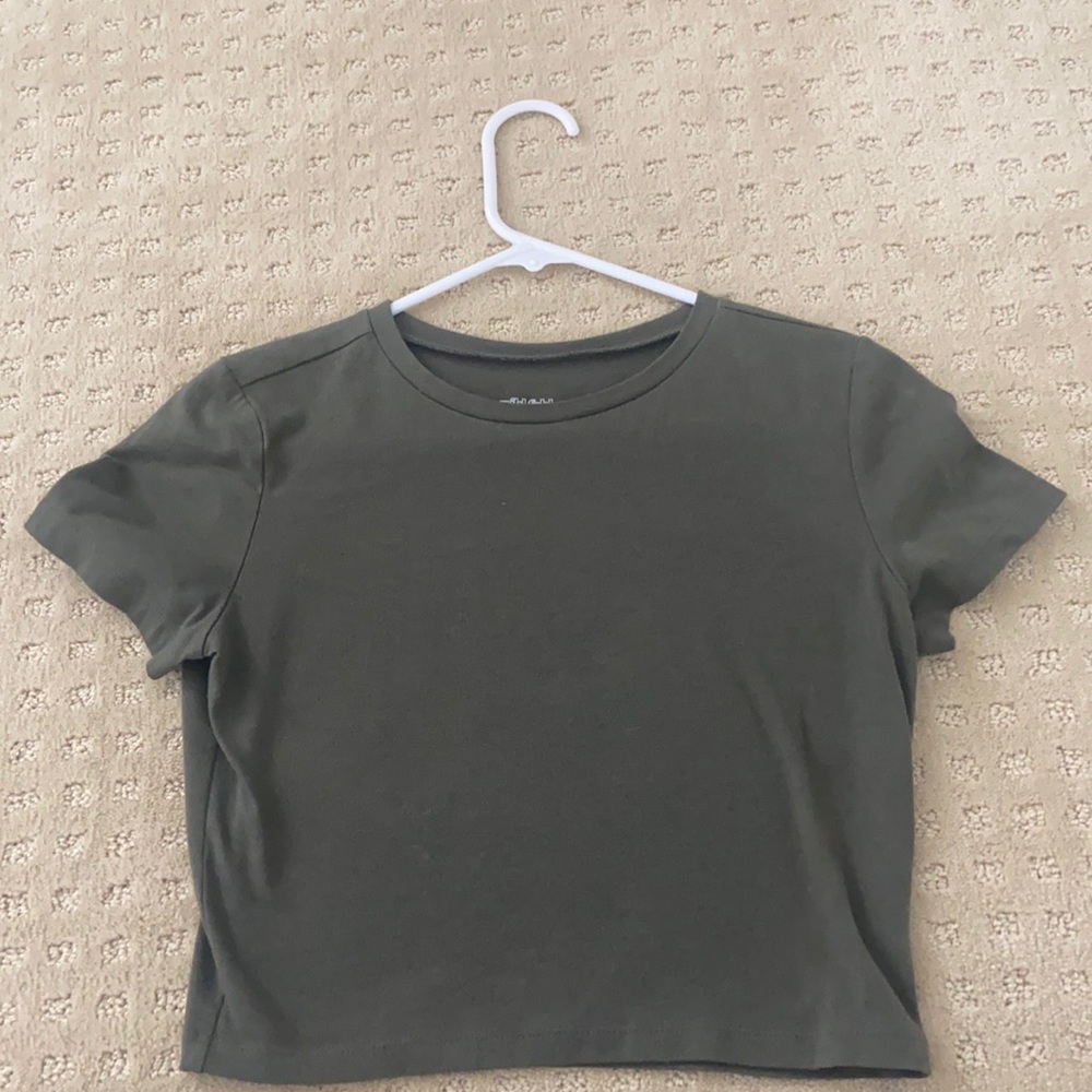Cropped tee from target(wildfable), not used!